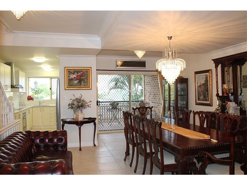 11/27 Swann Road, Taringa QLD 4068