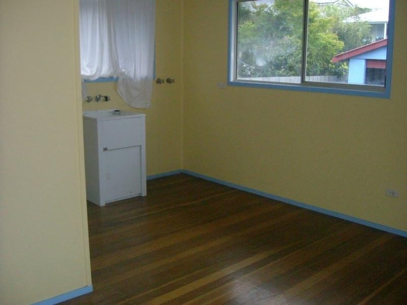 56 Graceville Avenue, Graceville QLD 4075