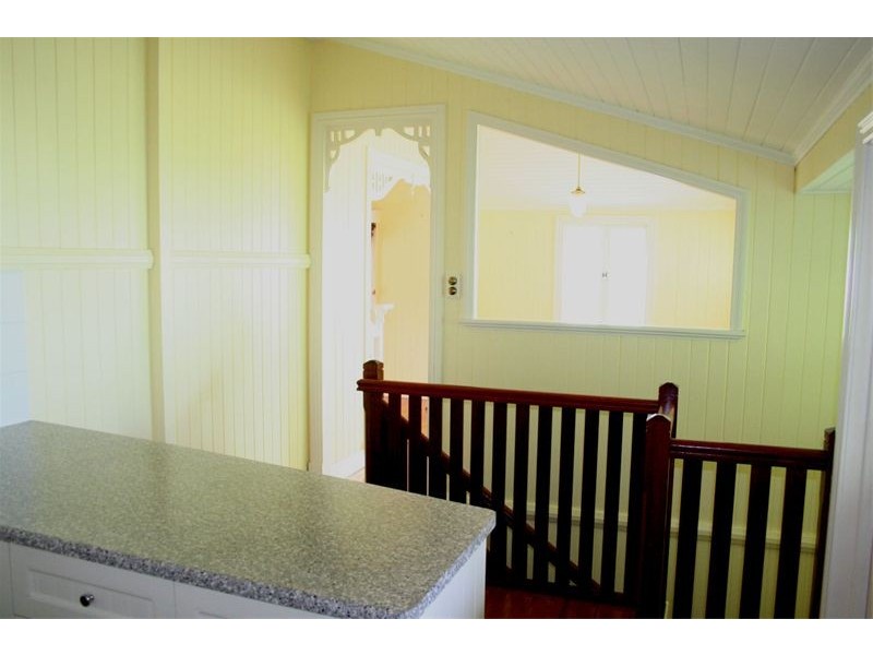 9 Douglas Street, Sherwood QLD 4075