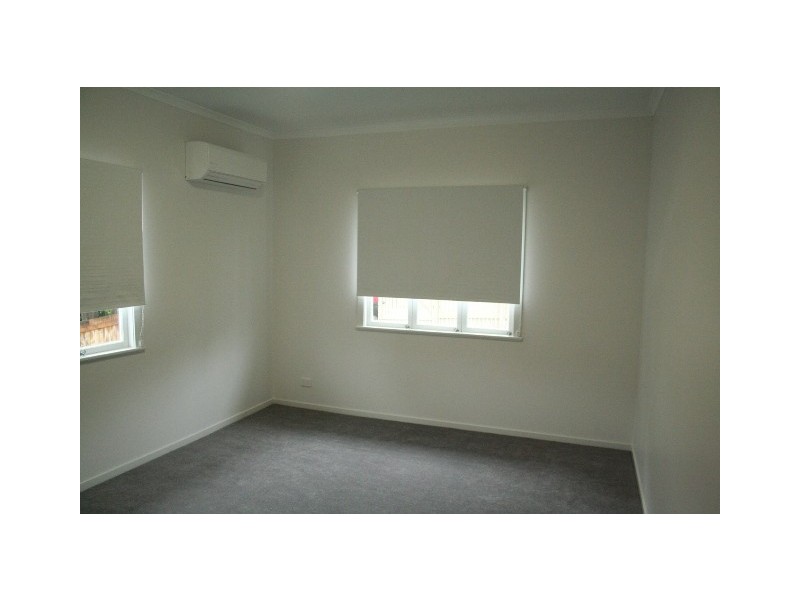 22 Coleman St, Graceville QLD 4075