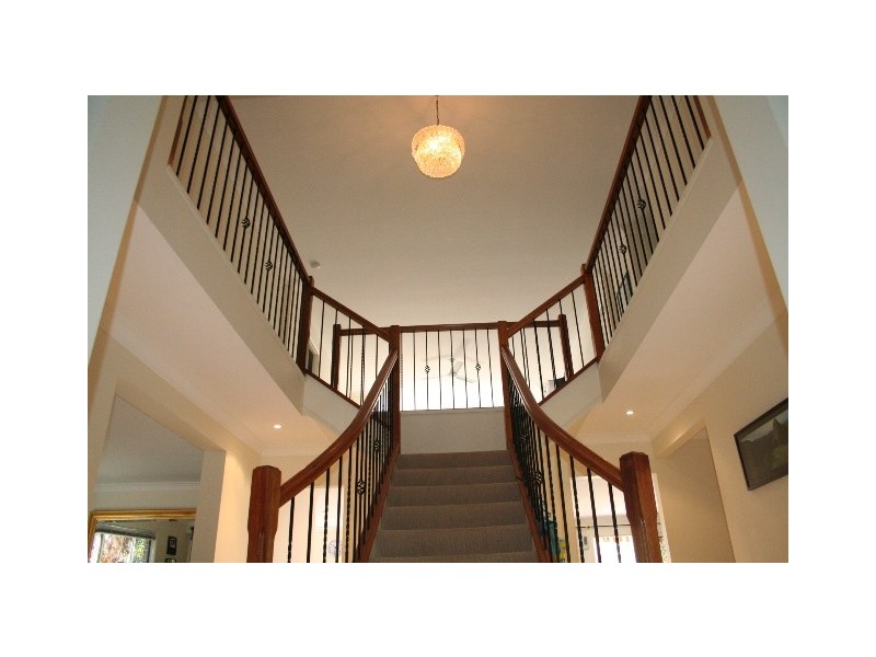 34 Egmont Street, Sherwood QLD 4075