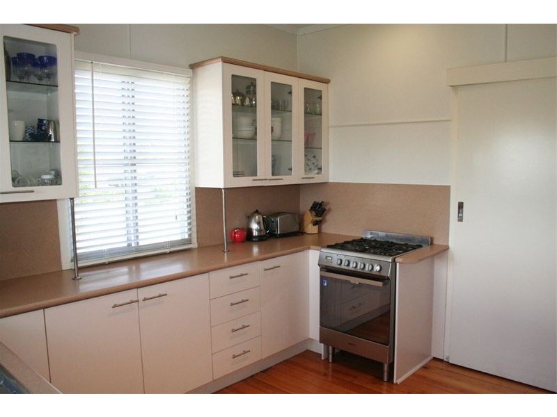 31 Blackheath Road, Oxley QLD 4075