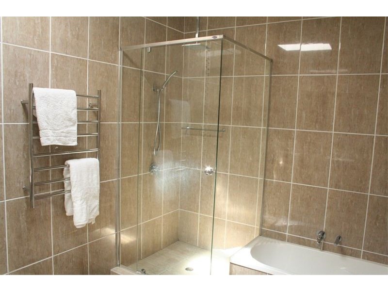 31 Blackheath Road, Oxley QLD 4075