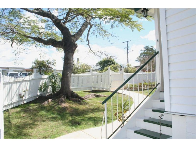 31 Blackheath Road, Oxley QLD 4075