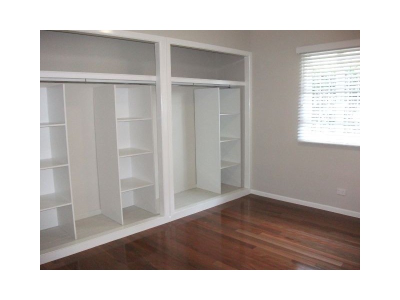 99 Hargreaves Ave, Chelmer QLD 4068