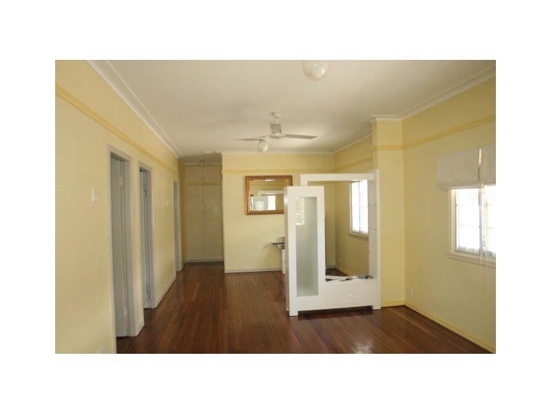 66 Mortlake Road, Graceville QLD 4075