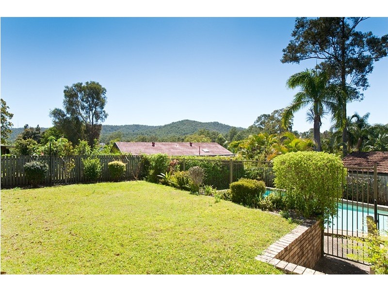 23 Moondarra Street, Chapel Hill QLD 4069