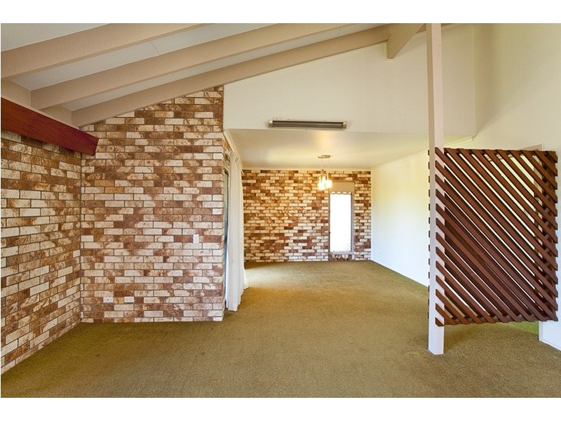 23 Moondarra Street, Chapel Hill QLD 4069