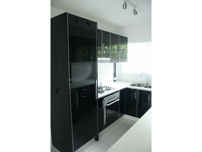 2/539 Oxley Road, Sherwood QLD 4075