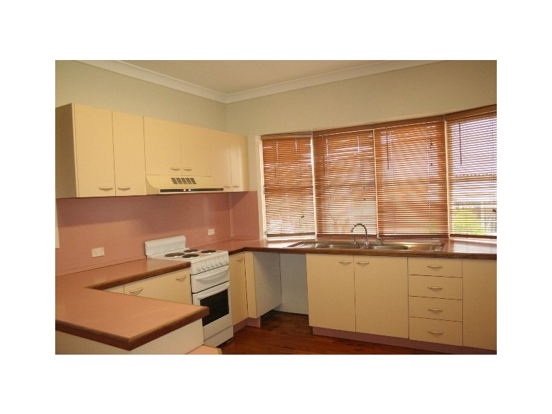 56 William Terrace, Oxley QLD 4075