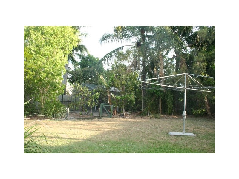 56 William Terrace, Oxley QLD 4075