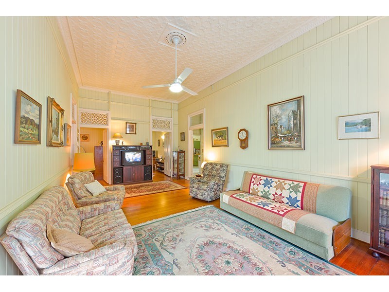 121 Victoria Avenue, Chelmer QLD 4068