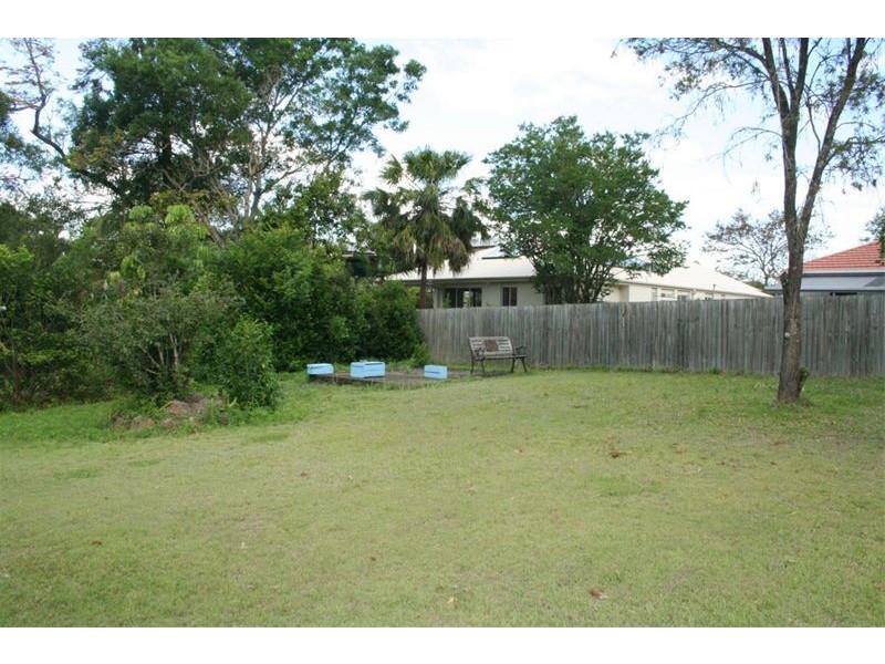 51 Waratah Avenue, Graceville QLD 4075