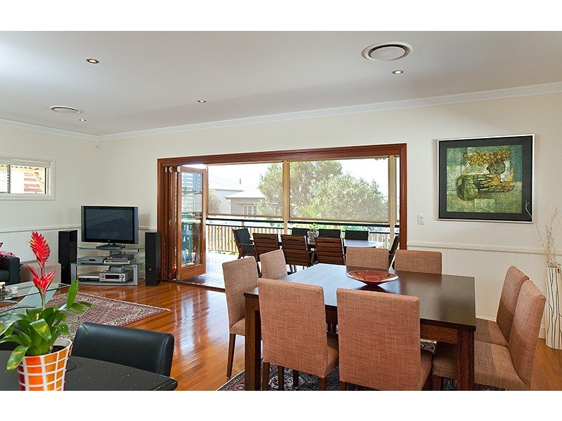 62 Plumer Street, Sherwood QLD 4075