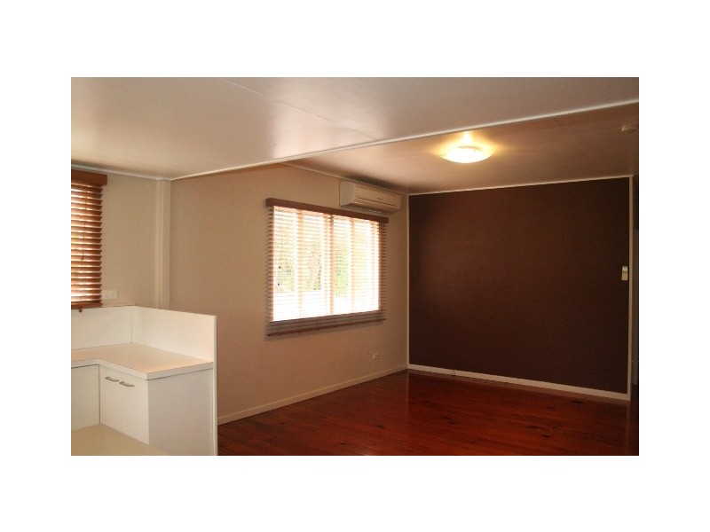 43 Davies Street, Oxley QLD 4075