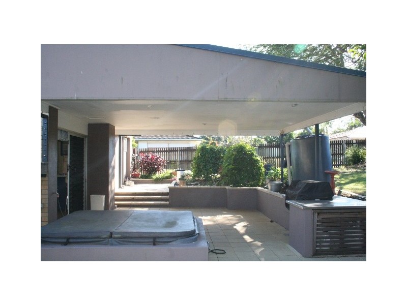 62 Thornburgh Street, Oxley QLD 4075