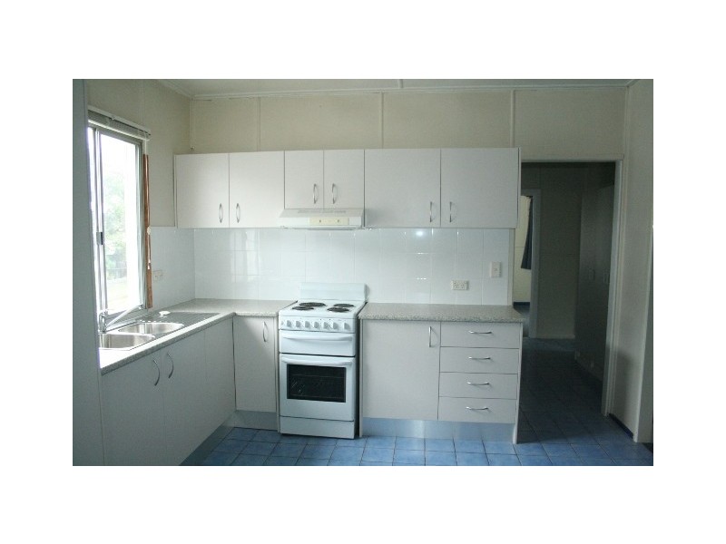 24 Enright Street, Oxley QLD 4075