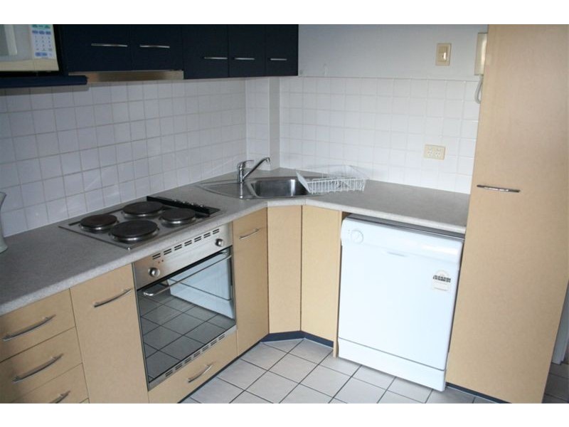 28/32 Lissner Street, Toowong QLD 4066