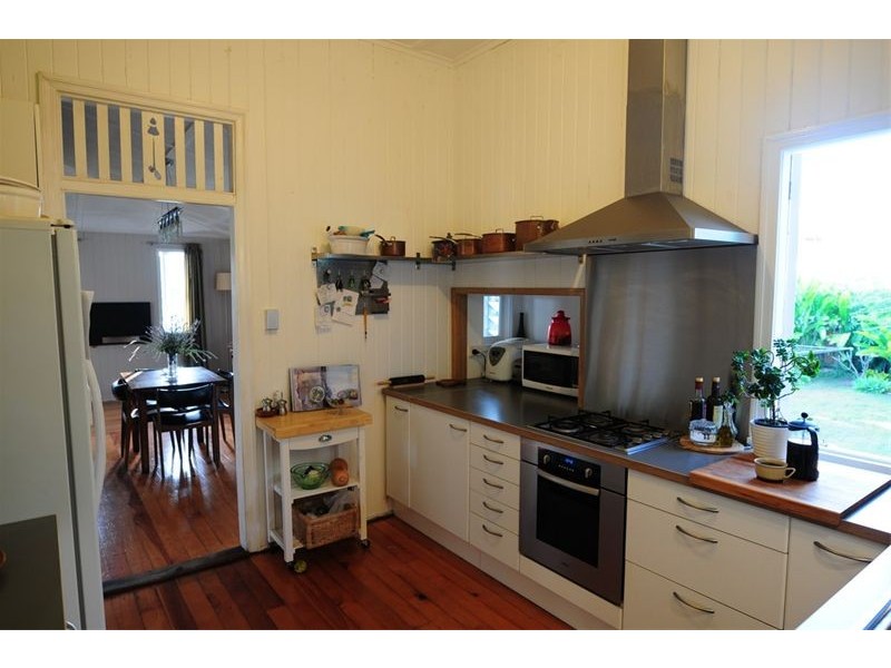 19 Railway Tce, Corinda QLD 4075