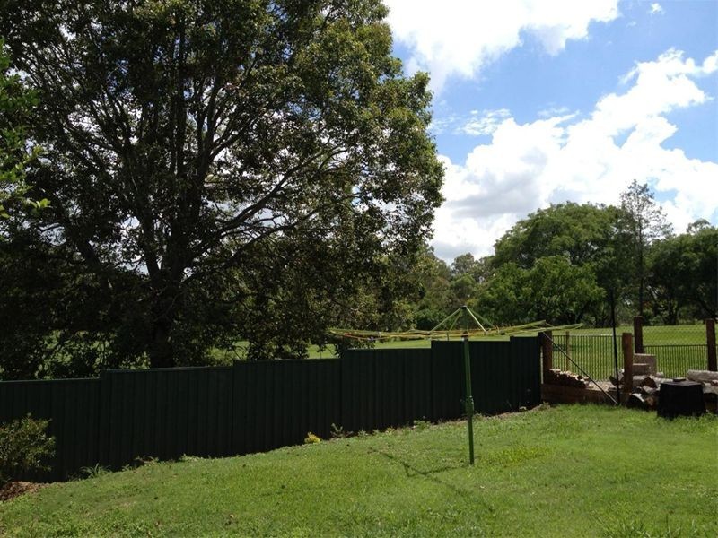 86 White Street, Graceville QLD 4075