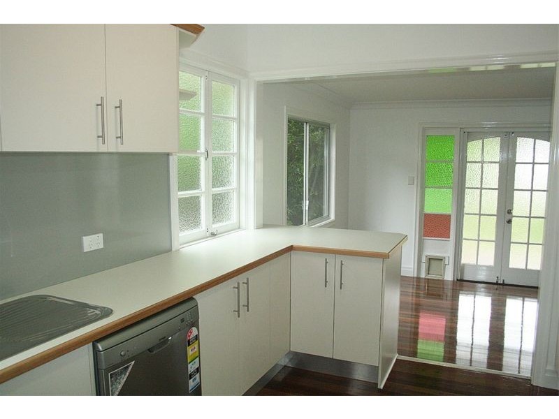 105 Plumer Street, Sherwood QLD 4075