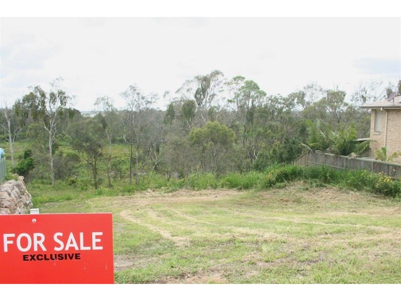 18 Spyglass Place, Oxley QLD 4075