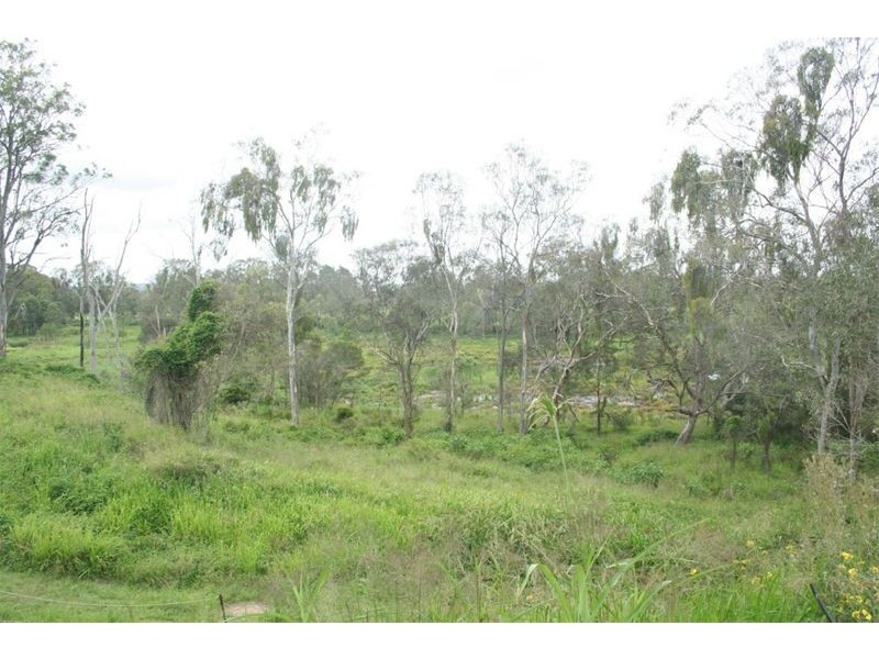 18 Spyglass Place, Oxley QLD 4075