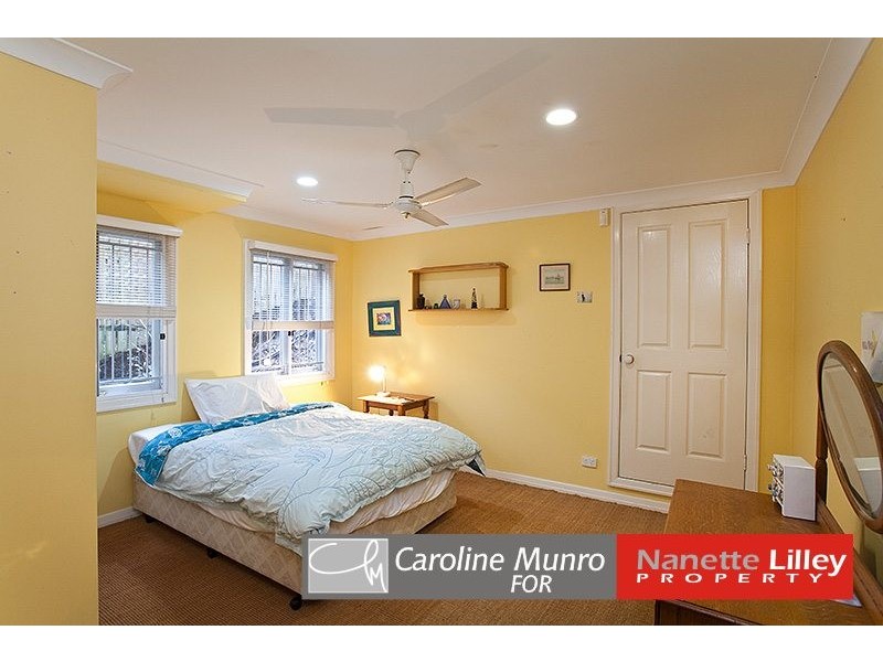 30 McCaul Street, Taringa QLD 4068