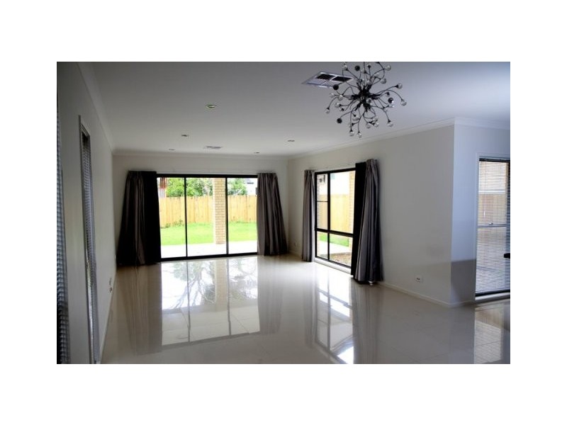 751 Oxley Road, Corinda QLD 4075