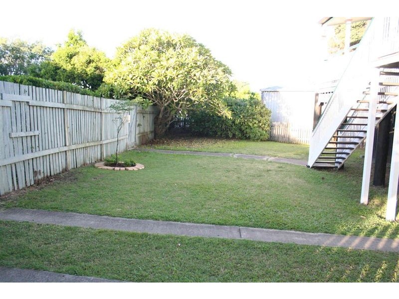 55 Railway Terrace, Corinda QLD 4075