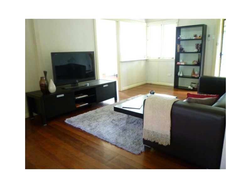 45 Menin Road, Corinda QLD 4075