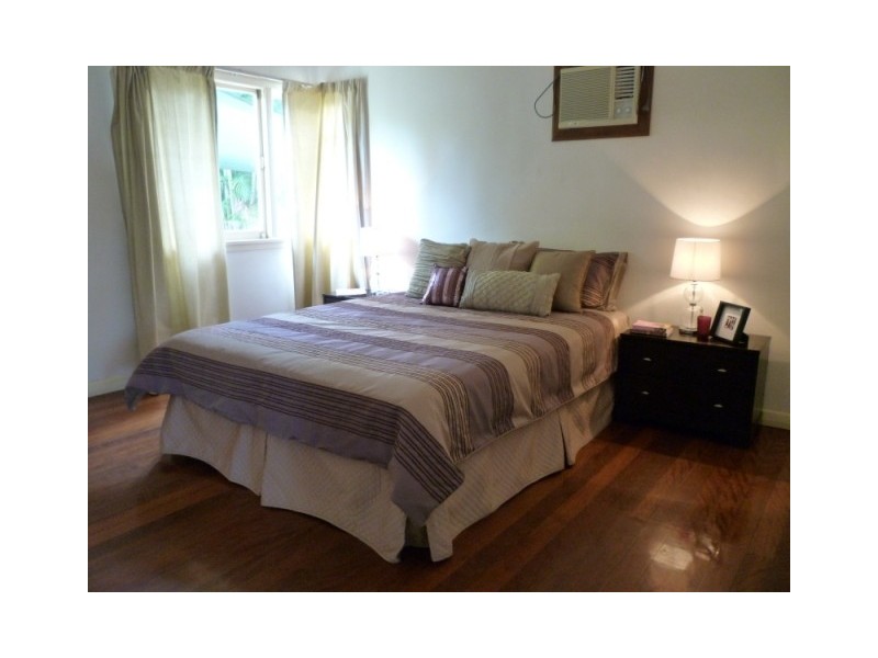 45 Menin Road, Corinda QLD 4075