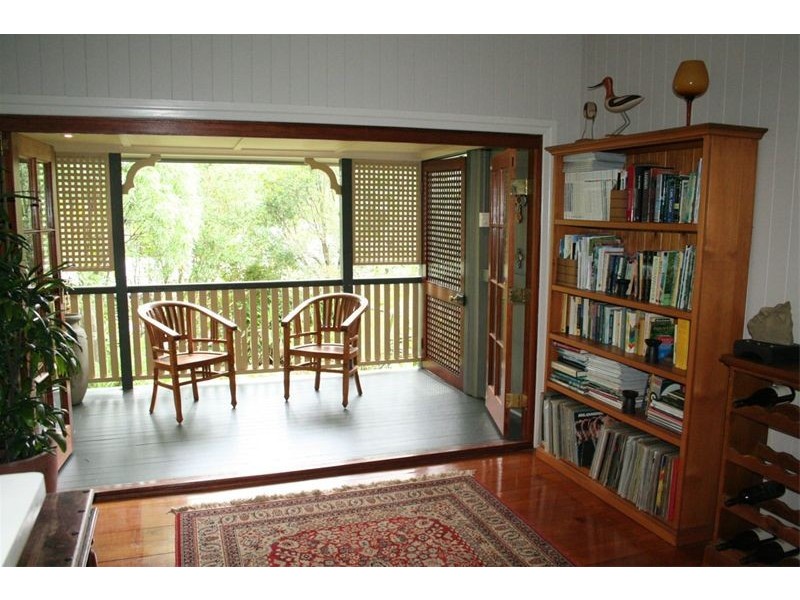 28 Bute Street, Sherwood QLD 4075