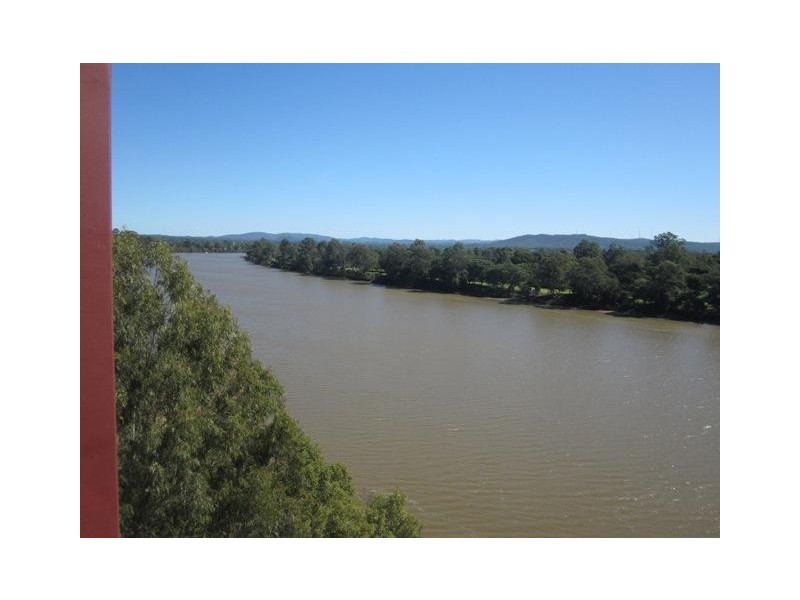 205 King Arthur Terrace, Tennyson QLD 4105