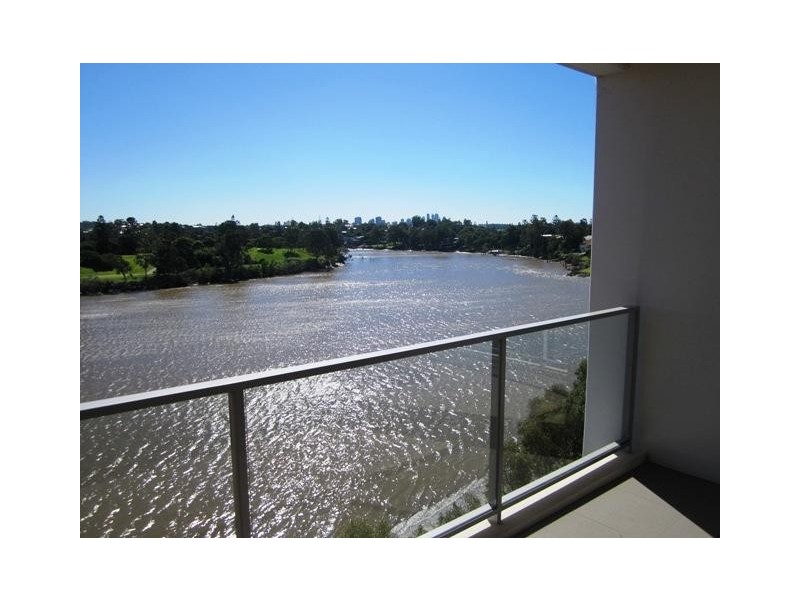 205 King Arthur Terrace, Tennyson QLD 4105