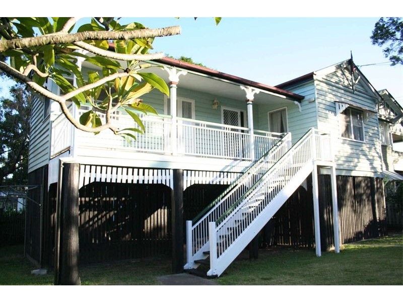 55 Railway Terrace, Corinda QLD 4075