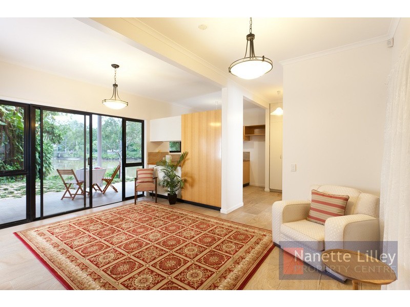 11 Longman Terrace, Chelmer QLD 4068