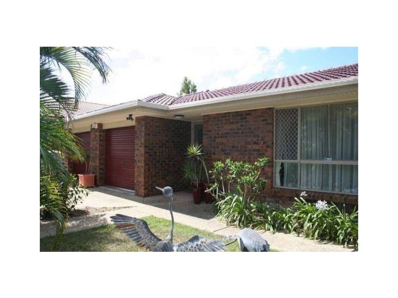 6 Prestwick Street, Oxley QLD 4075