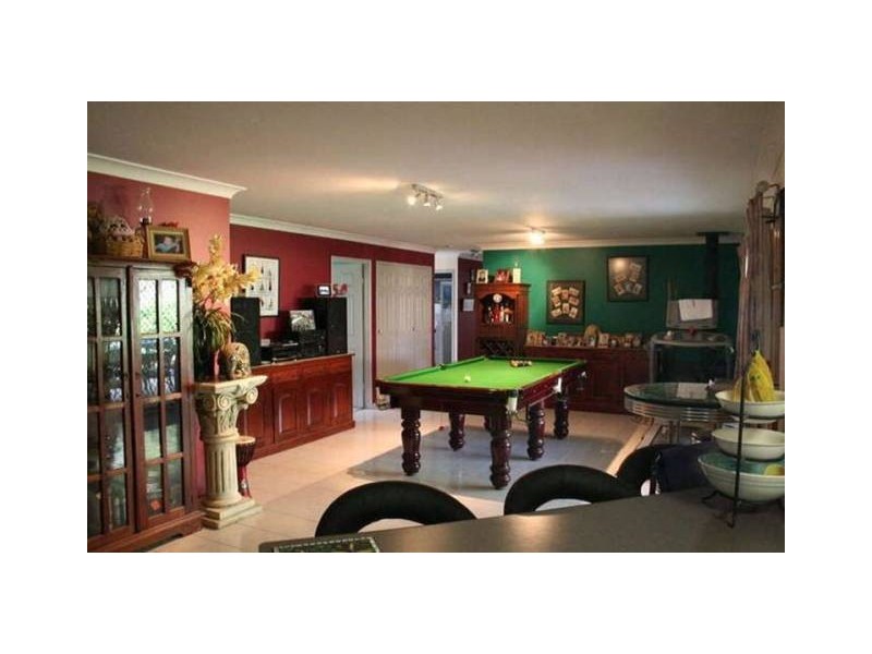 6 Prestwick Street, Oxley QLD 4075