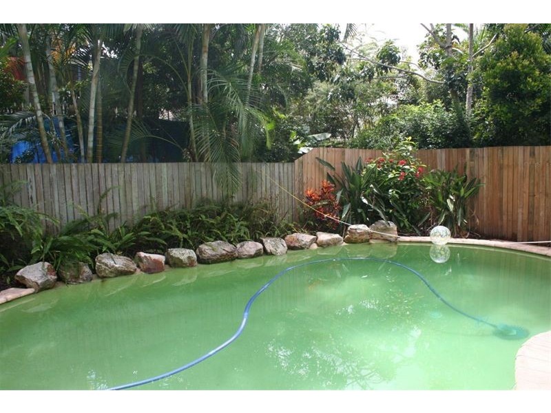 8 Allen Street, Corinda QLD 4075