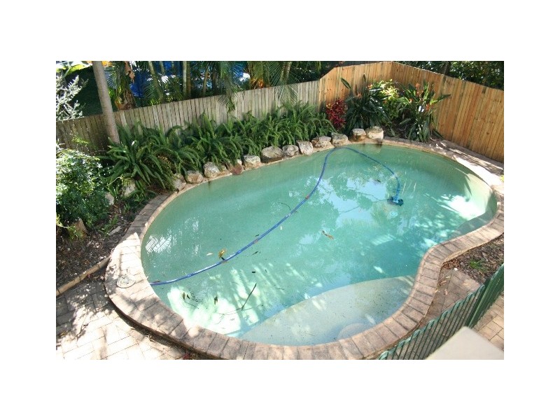 8 Allen Street, Corinda QLD 4075