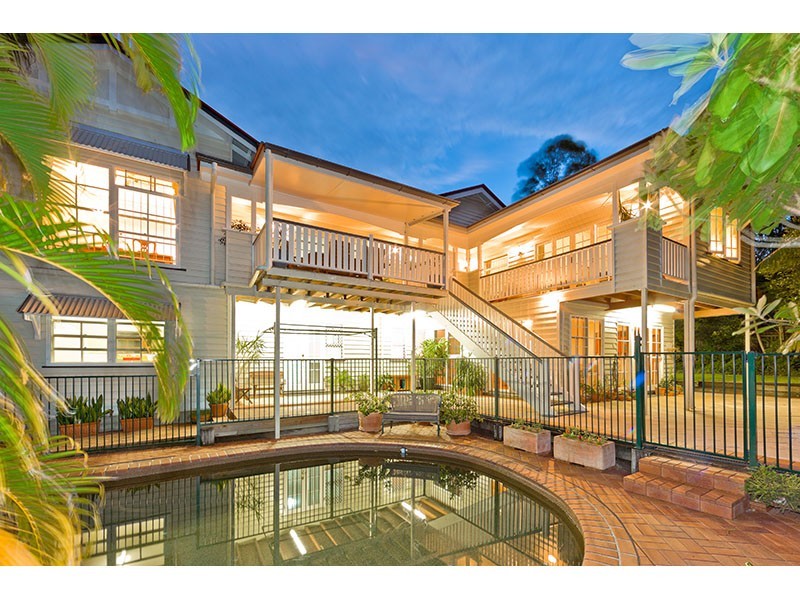 53 Bank Road, Graceville QLD 4075