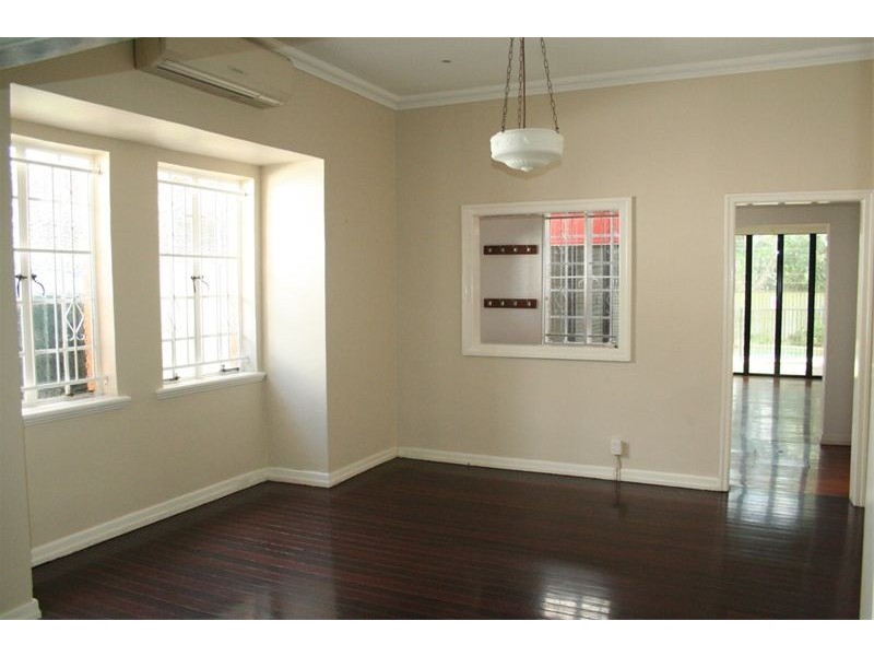 24 Acacia Avenue, Graceville QLD 4075