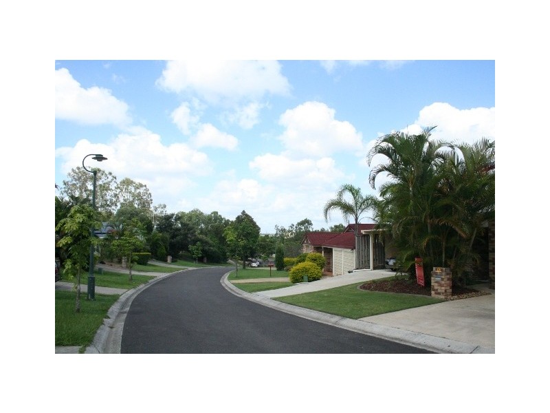 10 Harris Place, Seventeen Mile Rocks QLD 4073