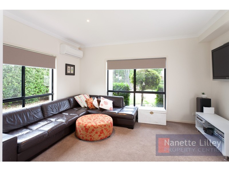 15 Rivergum Place, Fig Tree Pocket QLD 4069