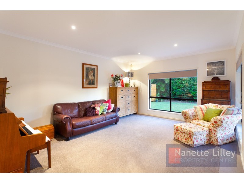 15 Rivergum Place, Fig Tree Pocket QLD 4069