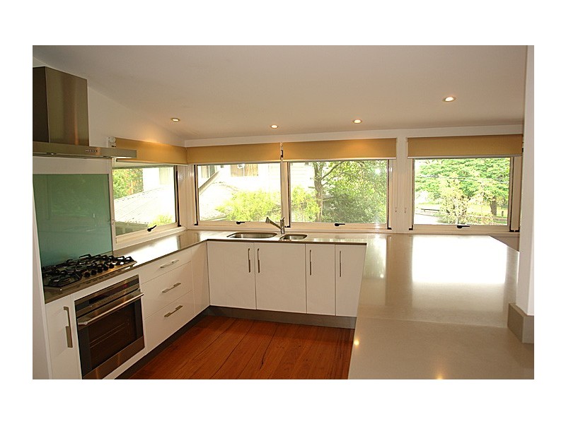 155 The Esplanade, St Lucia QLD 4067
