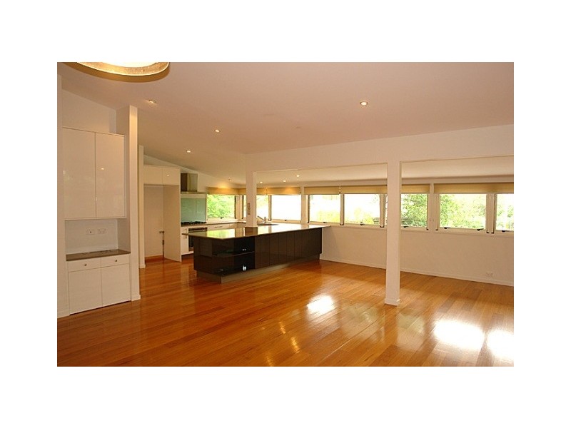 155 The Esplanade, St Lucia QLD 4067