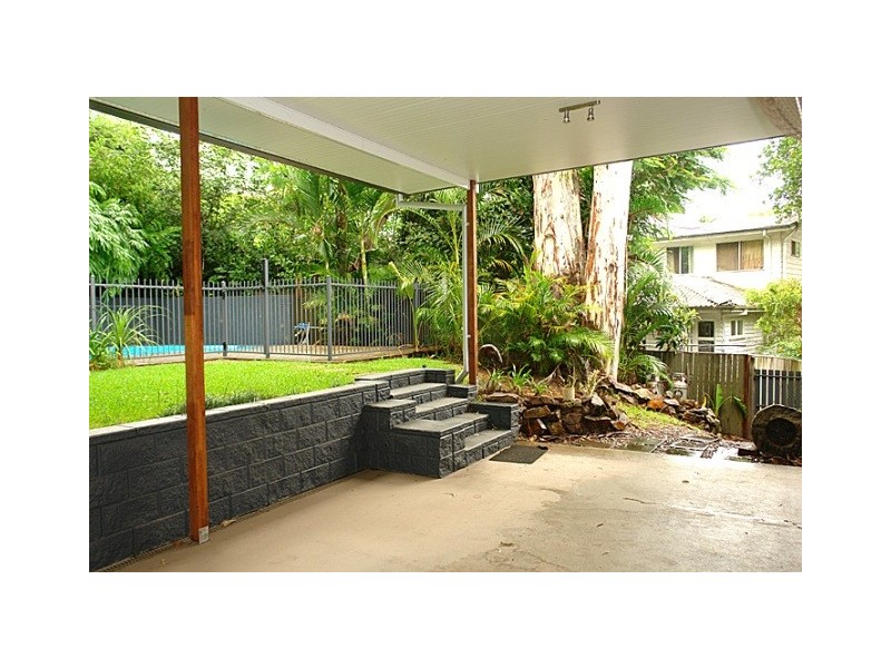 155 The Esplanade, St Lucia QLD 4067