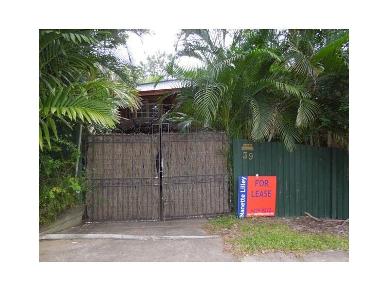 39 Carlyle Street, Seventeen Mile Rocks QLD 4073